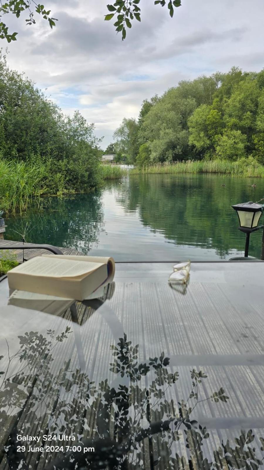 Luxury Lakeside Caravan With Hottub And Private Fishing Peg, Tattershall Lakes Экстерьер фото